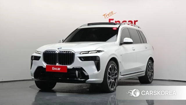 BMW X7 (G07) 2024 Белый из Кореи