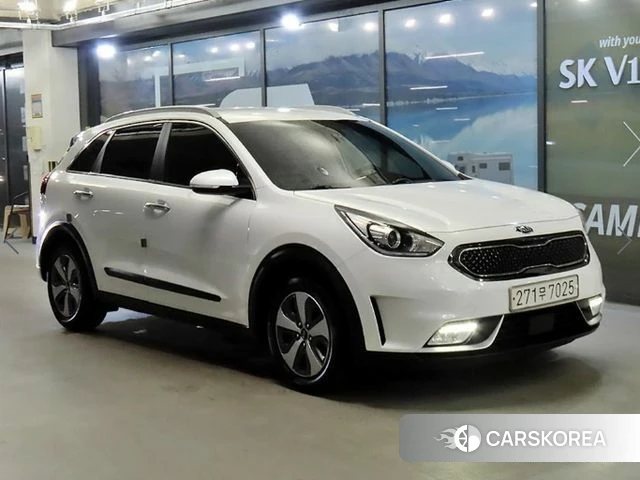 Kia Niro 2018 Белый из Кореи