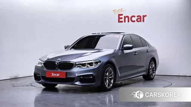 BMW 5 Series (G30) 2018 Серебристо-серый из Кореи