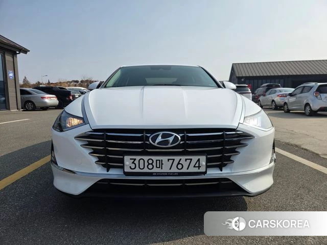 Hyundai Sonata (DN8) 2020 Белый из Кореи