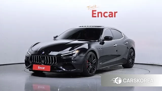 Maserati Ghibli 2019 Черный из Кореи