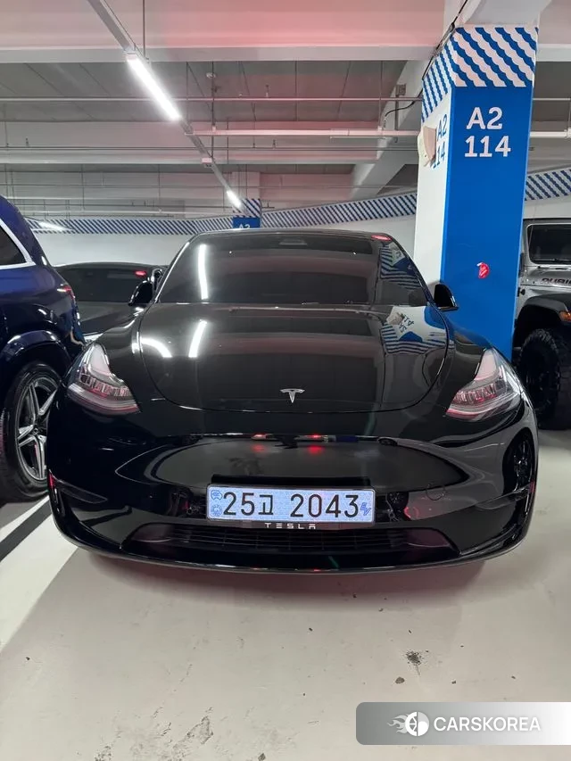 Tesla Model Y 2021 Черный из Кореи