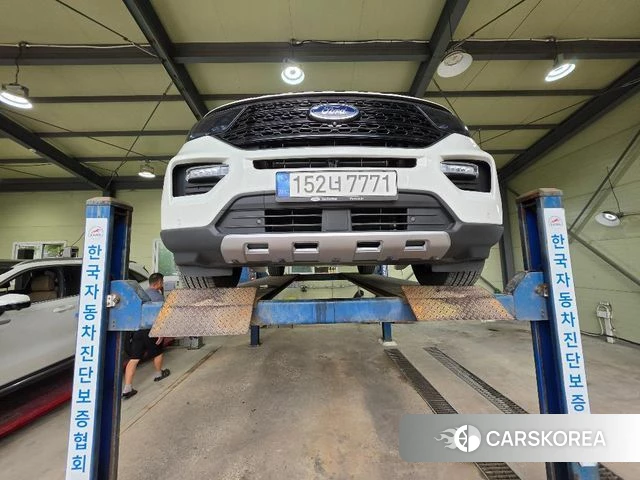 Ford Explorer 6th Generation 2022 Белый из Кореи