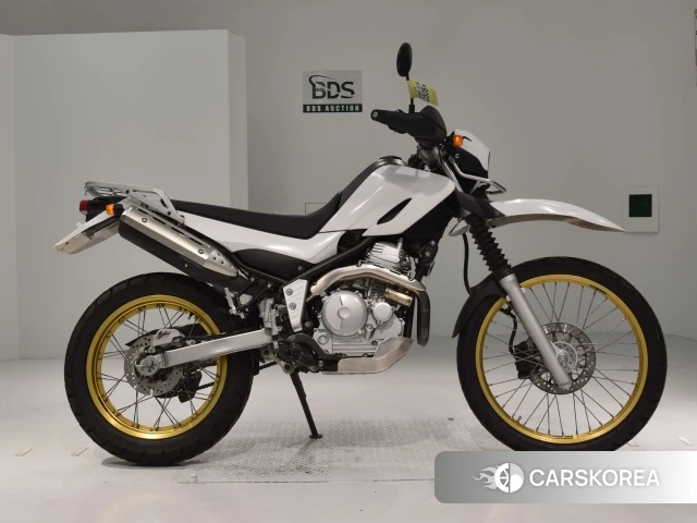 Проданный Yamaha SEROW 250 2011 из Японии