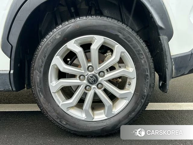 Toyota Fenglanda 2022 Белый из Китая