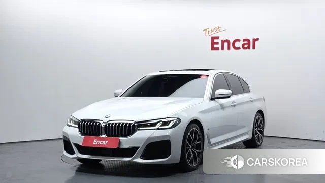 BMW 5 Series (G30) 2022 Белый из Кореи