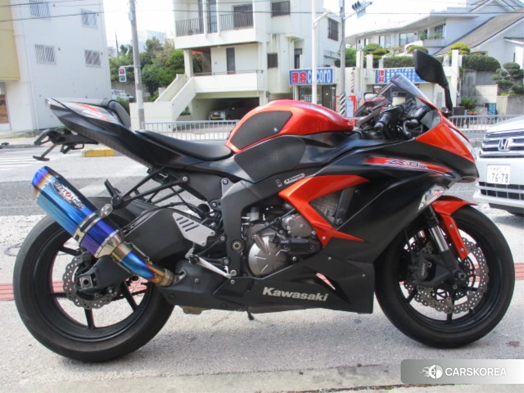 Проданный Kawasaki NINJA ZX-6R 2015 из Японии