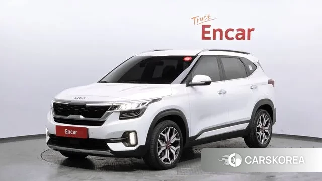 Kia Seltos 2022 Белый из Кореи