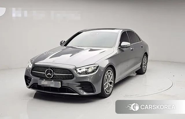 Mercedes-Benz E-Class W213 2020 Серый из Кореи