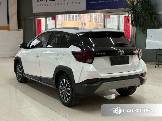Toyota YARIS L Zhixuan 2022 Белый из Китая