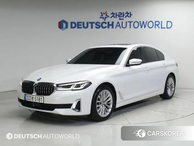 BMW 5 Series (G30) 2023 Белый из Кореи