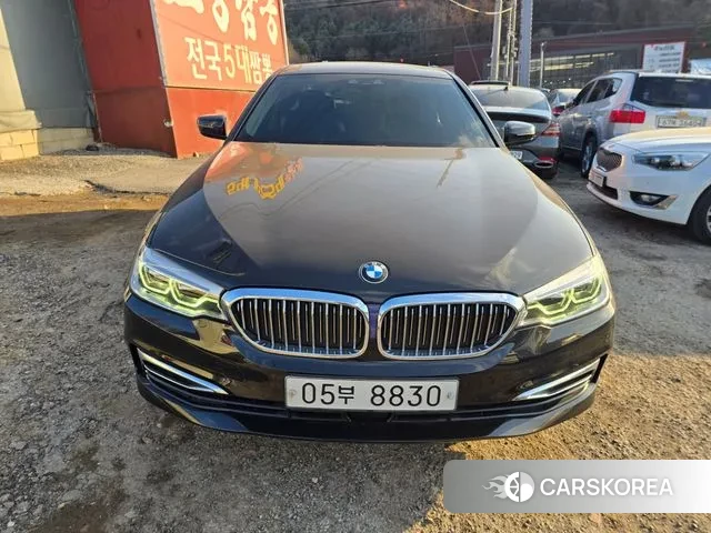 BMW 5 Series (G30) 2019 Черный из Кореи