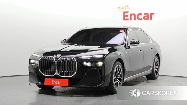 BMW 7 Series (G70) 2024 Черный из Кореи