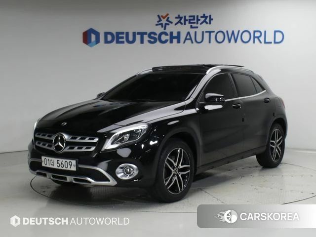 Mercedes-Benz GLA-Class X156 2019 Черный из Кореи