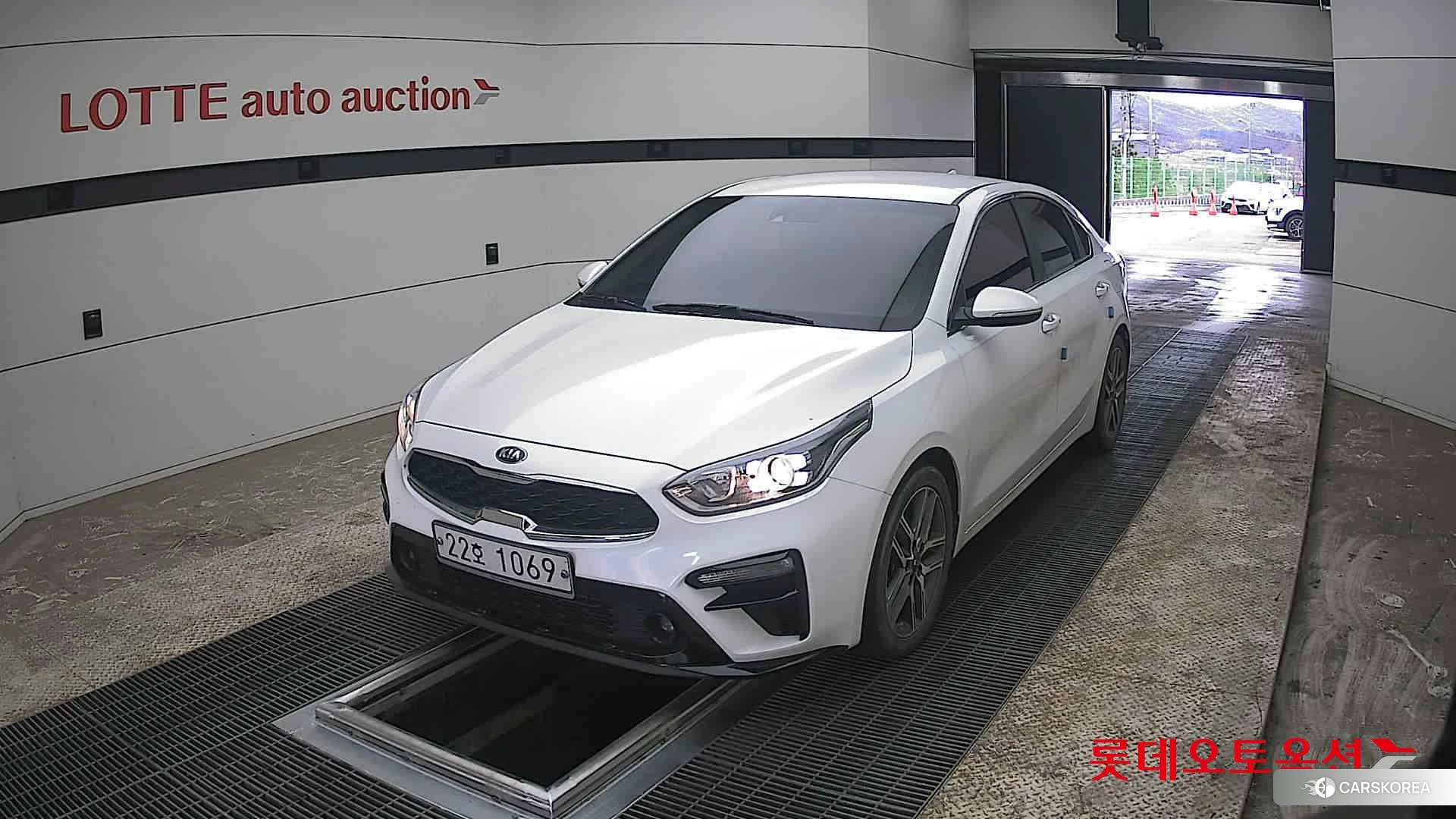 Kia K3 2019 Белый из Кореи