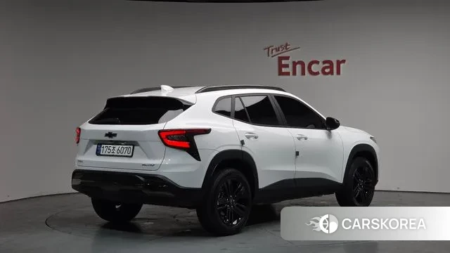 Chevrolet (GM Daewoo) Trax Crossover 2023 Белый из Кореи