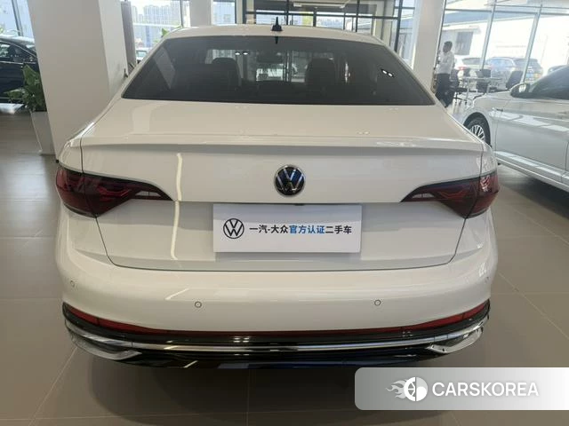 Volkswagen Sagitar 2023 Белый из Китая