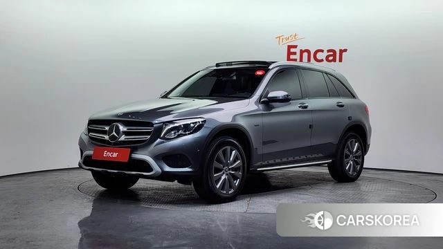 Mercedes-Benz GLC-Class X253 2018 Серебристо-серый из Кореи