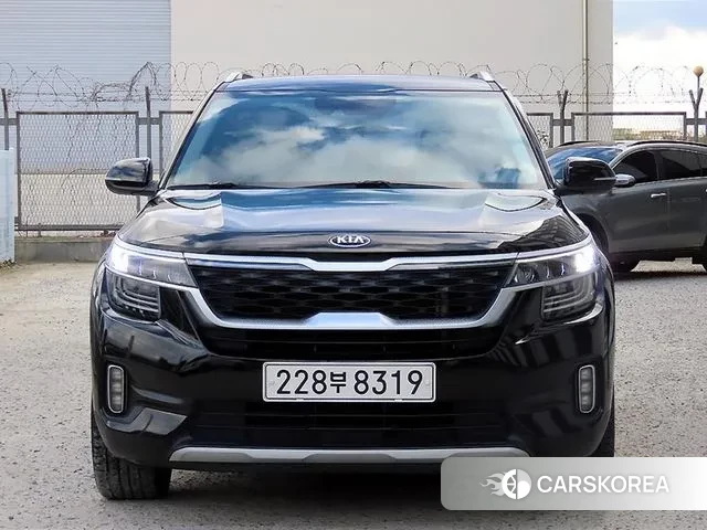 Kia Seltos 2020 Черный из Кореи