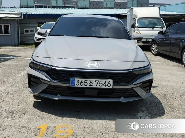 Hyundai The New Avante (CN7) 2024 Серебристо-серый из Кореи