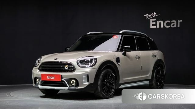 Mini Cooper Countryman 2023 Серебристо-серый из Кореи