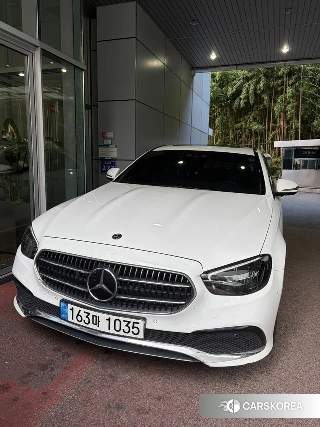 Mercedes-Benz E-Class W213 2020 Белый из Кореи