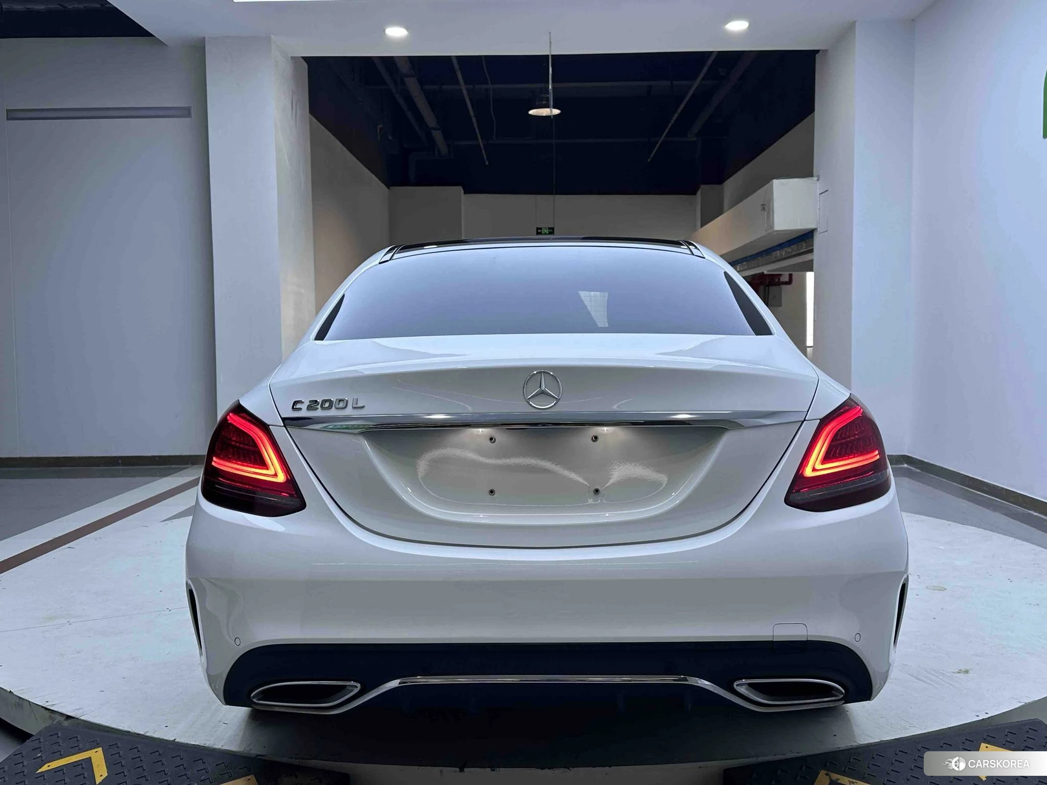 Mercedes-Benz Class C 2020 Белый из Китая