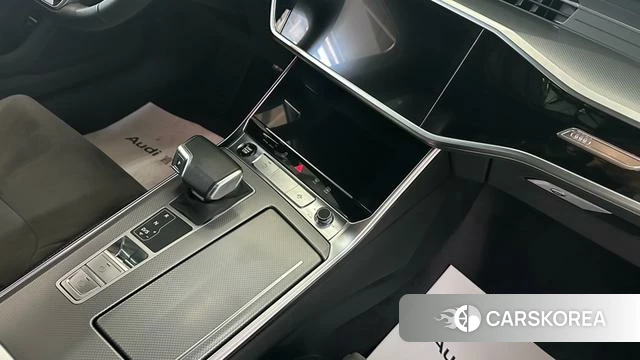 Audi A6L 2024 Черный из Китая