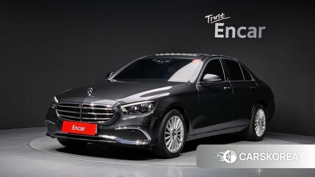 Mercedes-Benz E-Class W213 2022 Серый из Кореи