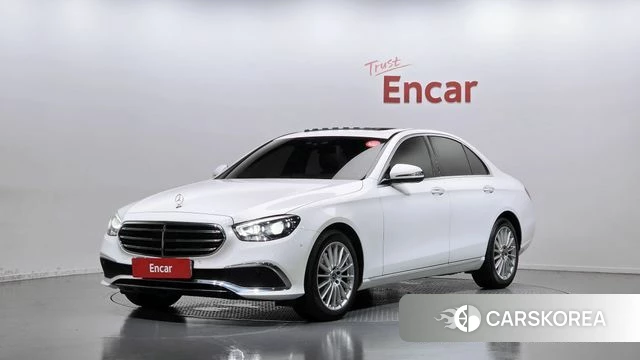 Mercedes-Benz E-Class W213 2020 Белый из Кореи