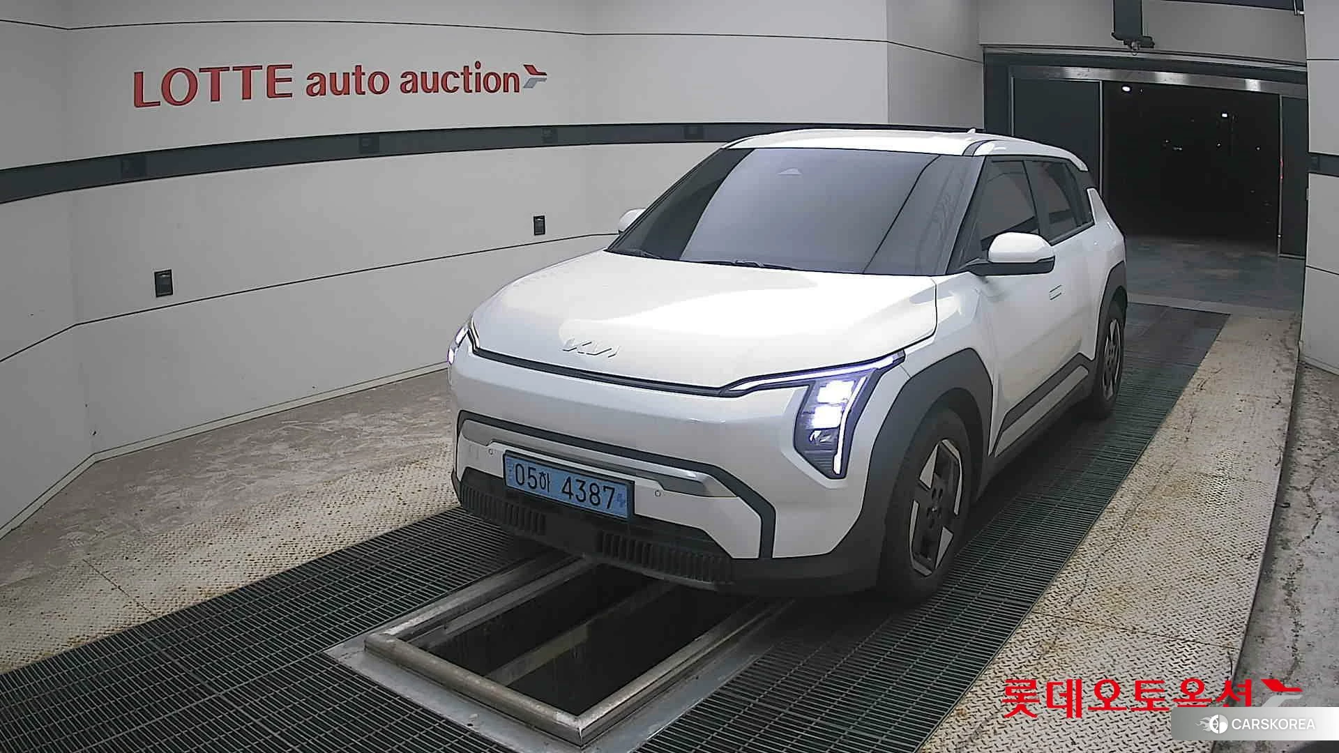Kia EV3 2025 Snow White Pearl из Кореи