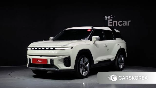 Ssangyong Torres EVX 2024 Жемчужный цвет из Кореи