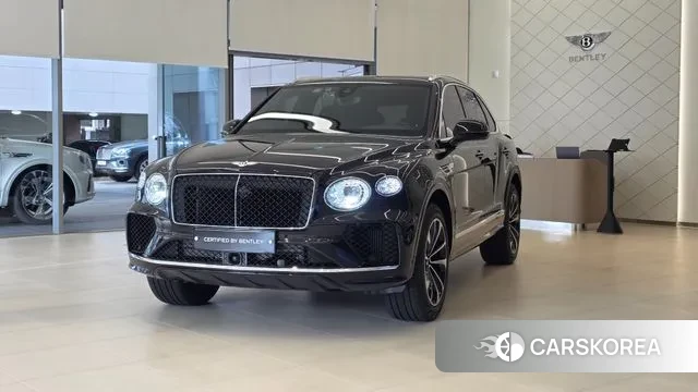 Bentley Bentayga 2025 Черный из Кореи
