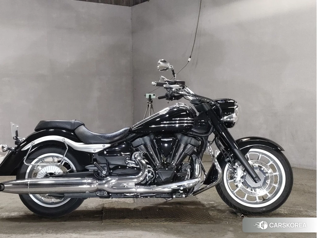 Проданный Yamaha XV1900A MIDNIGHT STAR 2014 из Японии