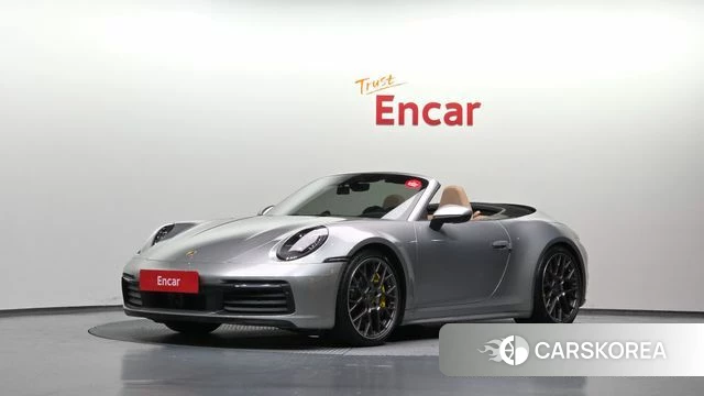 Porsche 911(992) 2021 Серебристо-серый из Кореи