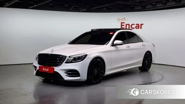 Mercedes-Benz S-Class W222 2018 Белый из Кореи