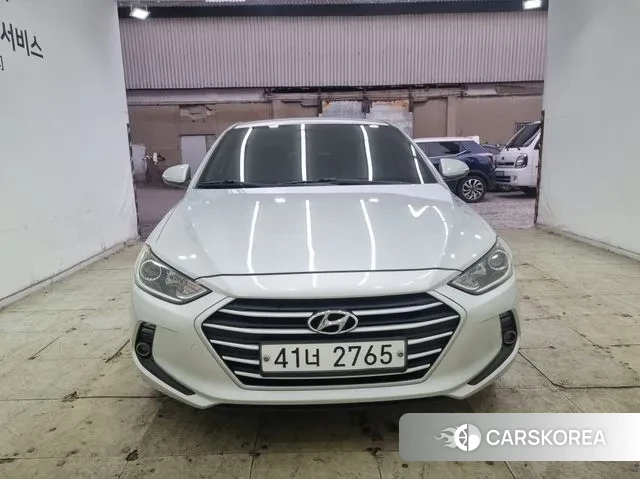 Hyundai Avante AD 2018 Серебряный из Кореи