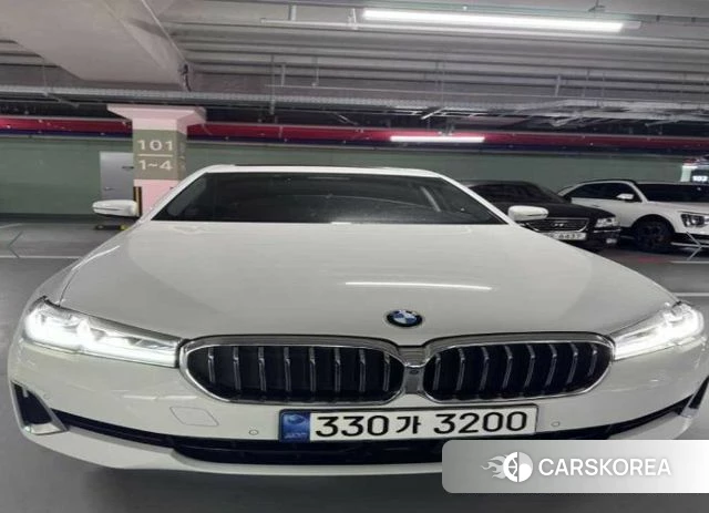 BMW 5 Series (G30) 2021 Белый из Кореи