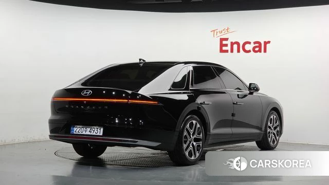 Hyundai Grandeur (GN7) 2023 Черный из Кореи
