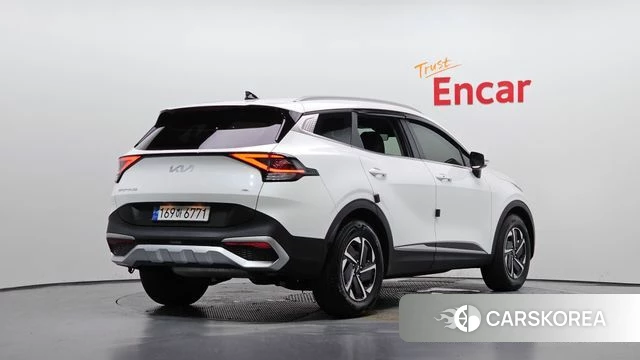 Kia Sportage 5th Generation Hybrid 2022 Белый из Кореи