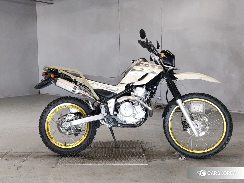 Проданный Yamaha SEROW 250 2017 из Японии