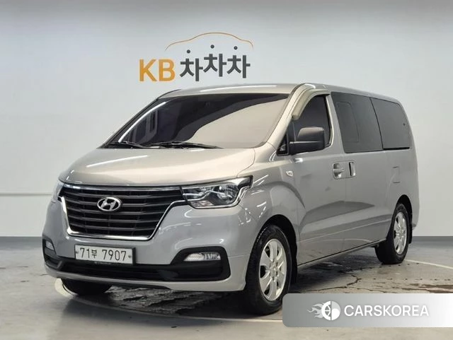 Hyundai The New Grand Starex 2019 Серебристо-серый из Кореи