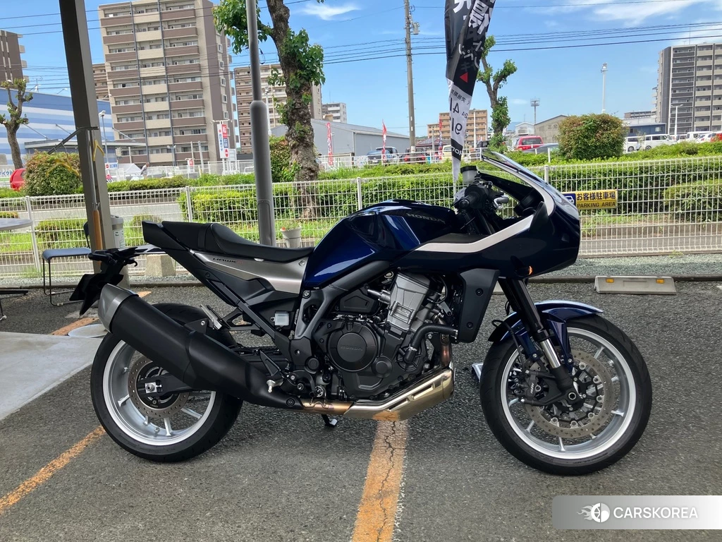 Проданный Honda HAWK 11 2022 из Японии