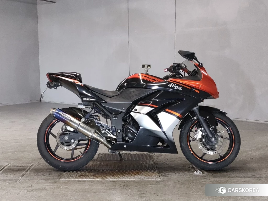 Проданный Kawasaki NINJA 250R 2012 из Японии