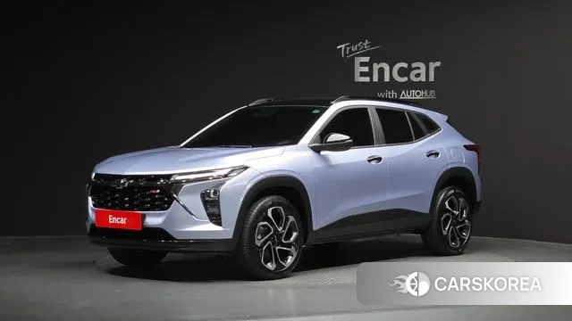 Chevrolet (GM Daewoo) Trax Crossover 2023 Светло-серебряный цвет из Кореи