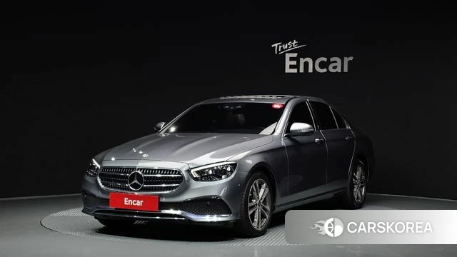 Mercedes-Benz E-Class W213 2022 Серый из Кореи