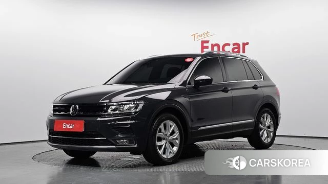 Volkswagen Tiguan second Generation 2020 Серый из Кореи