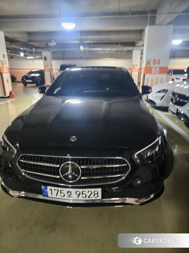 Mercedes-Benz E-Class W213 2023 Черный из Кореи