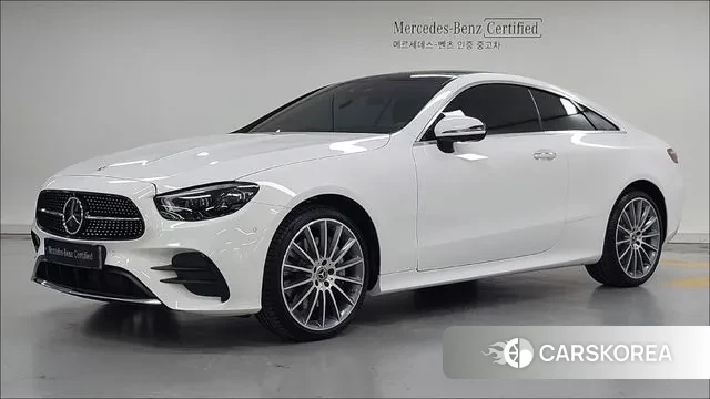 Mercedes-Benz E-Class W213 2023 Белый из Кореи