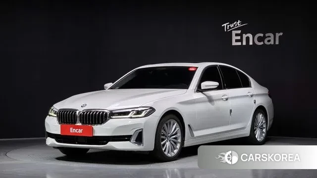 BMW 5 Series (G30) 2023 Белый из Кореи